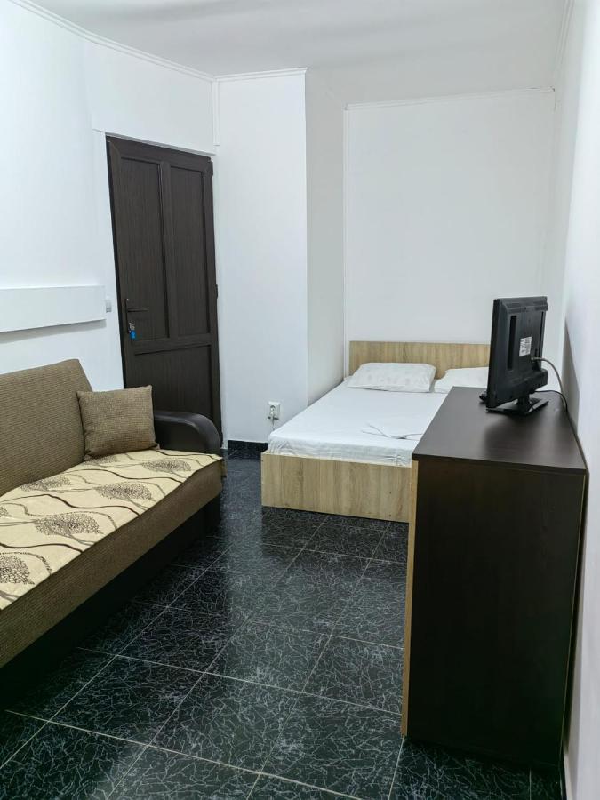 Casa Alexandru Hotell Două Mai Eksteriør bilde